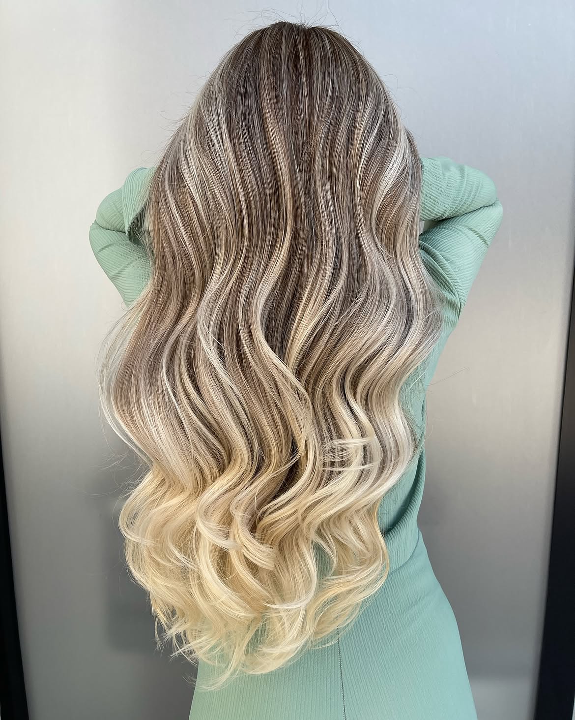 5X5 HD Lace Front Wig T1B/22 Ash Bronde Balayage Highlight color 180% Density 18inch-32inch