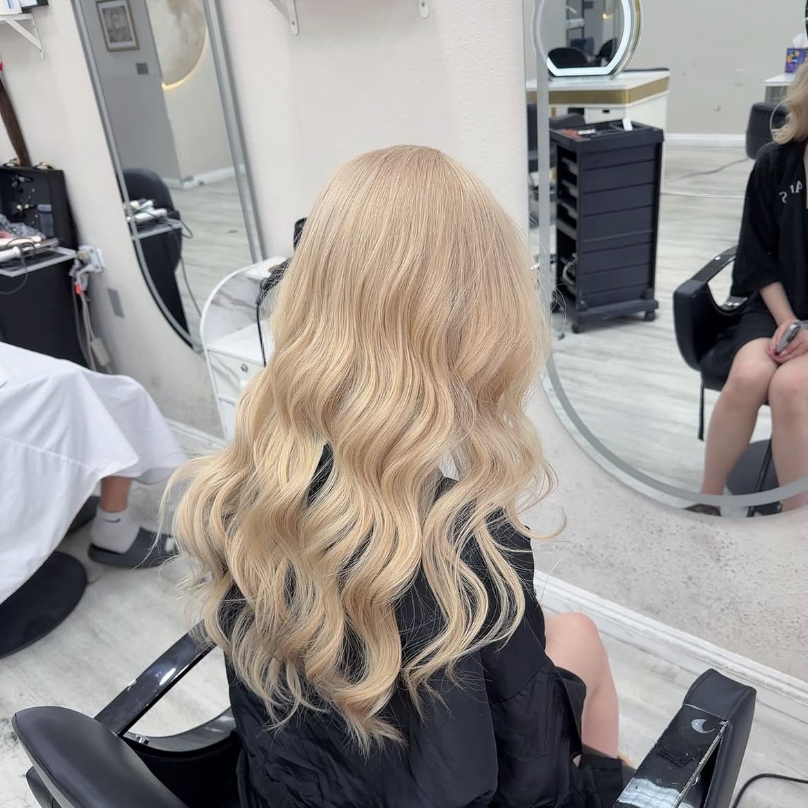 5X5 HD Lace Front Wig Ash Honey Blonde Balayage color 180% Density 18inch-32inch