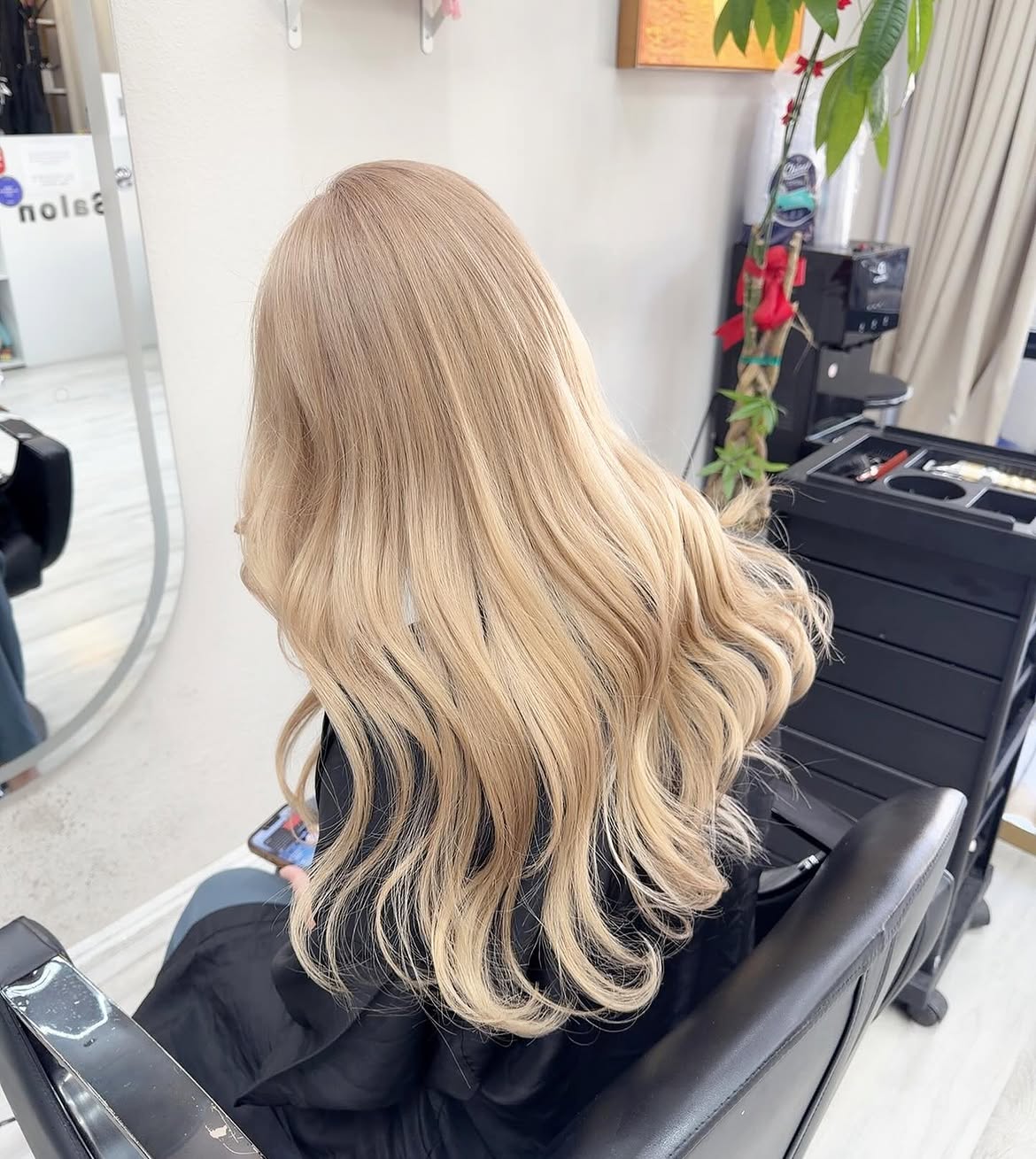 5X5 HD Lace Front Wig #27 Solid Soft Honey Blonde color 180% Density 18inch-32inch