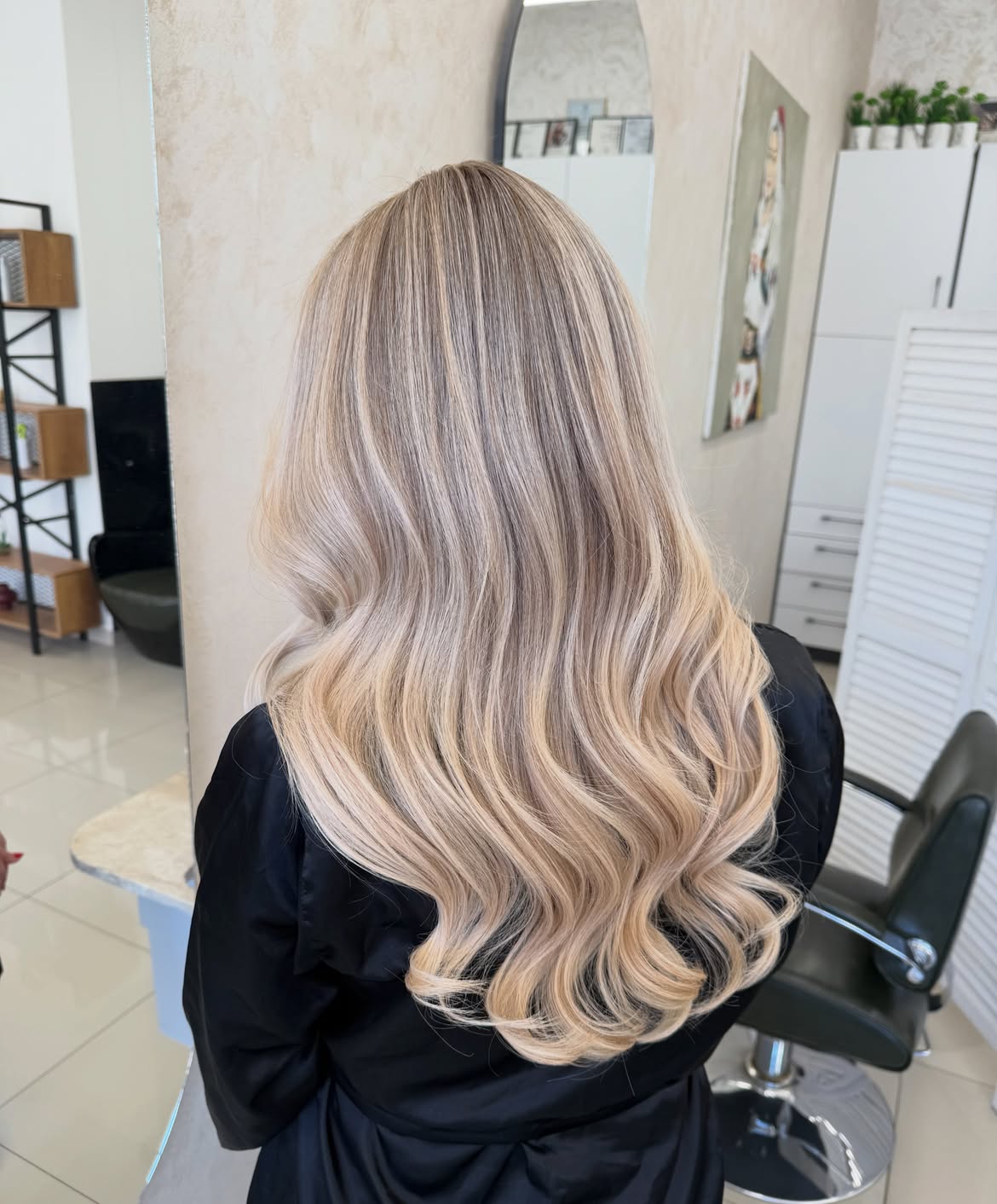 5X5 HD Lace Front Wig T4/613 Rooted Ash Blonde Balayage color 180% Density 18inch-32inch